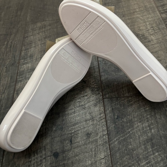 Melissa Ivory Flats with Gold Bow - Picture 5 of 6